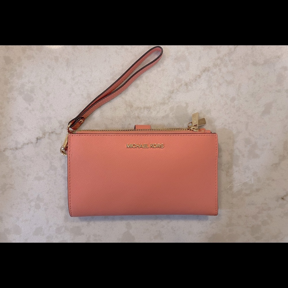 Michael Kors Jet Set Travel Wristlet